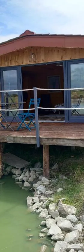 Chalet chez le breton des marais，位于布安的酒店