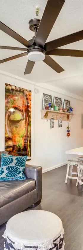 Riverfront Parker Studio 1 Mi to Boat Launch!，位于帕克的酒店