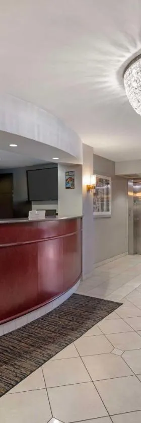 Best Western On The Avenue，位于布法罗的酒店