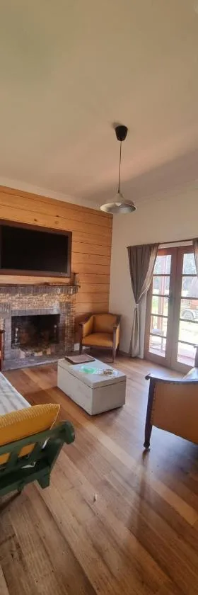 Myrtlebank Cottage Farmstay，位于Bundalaguah的酒店