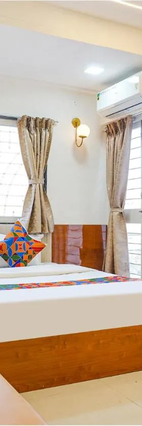 FabHotel Rising Surya - Nr Embassy Tech Zone，位于加姆布的酒店