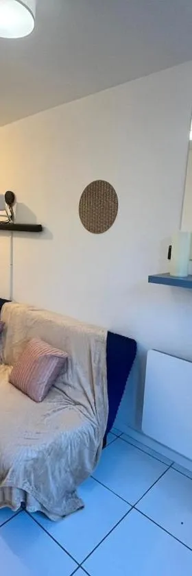 Le petit refuge 28m2 2 personnes avec extérieur，位于Denain的酒店
