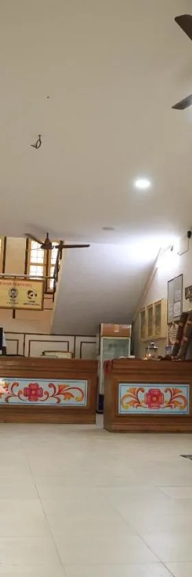 Official Sripuram Golden Temple Guest House，位于韦洛尔的酒店