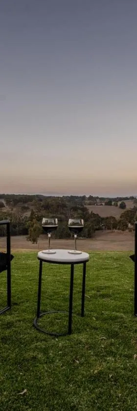 Farm Stay Picturesque views，位于Balhannah的酒店