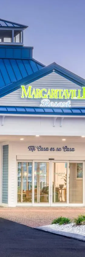 Margaritaville Resort Cape Cod，位于海恩尼斯的酒店