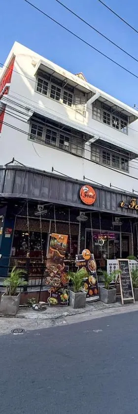 JC House Hotel，位于Pratunam的酒店