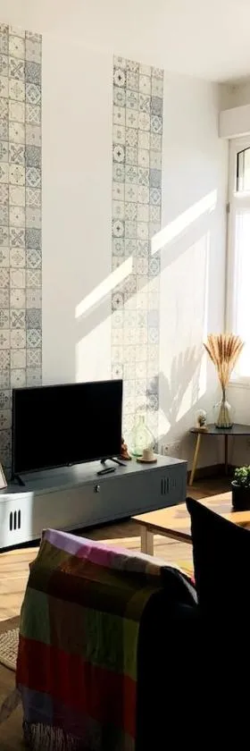 Charmant appartement coeur de centre ville，位于萨尔特河畔萨布雷的酒店