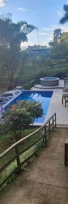 Iraka Campestre Quindio，位于El Edén的酒店