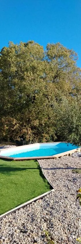 Gite en quercy，位于Pern的酒店