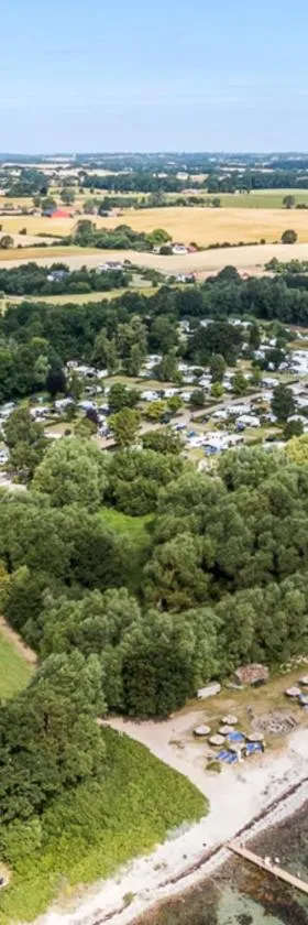 First Camp Bøsøre Strand Feriepark，位于Hesselager的酒店