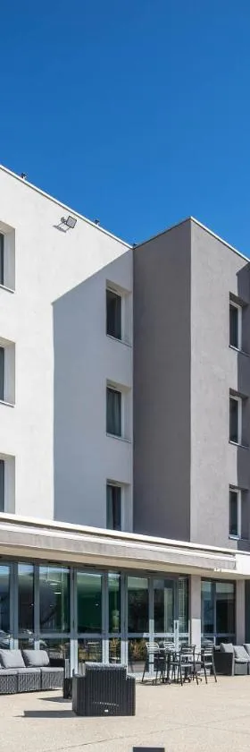 B&B HOTEL Lyon Aéroport Saint-Quentin-Fallavier，位于圣康坦法拉维耶的酒店