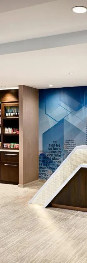 SpringHill Suites by Marriott Eau Claire，位于欧克莱尔的酒店