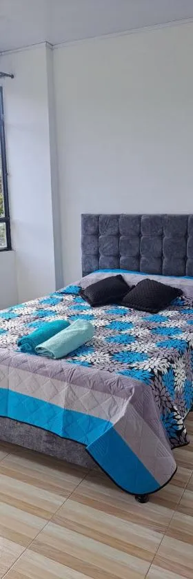Apartamento Los Pinos，位于Macanal的酒店