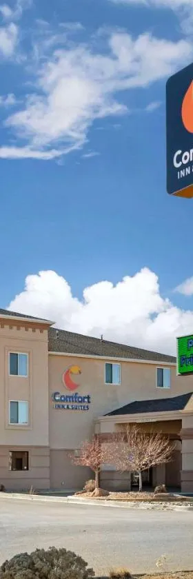 Comfort Inn & Suites Rawlins，位于罗林斯的酒店