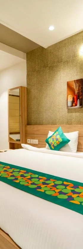 Treebo MR Motel，位于Mattanūr的酒店