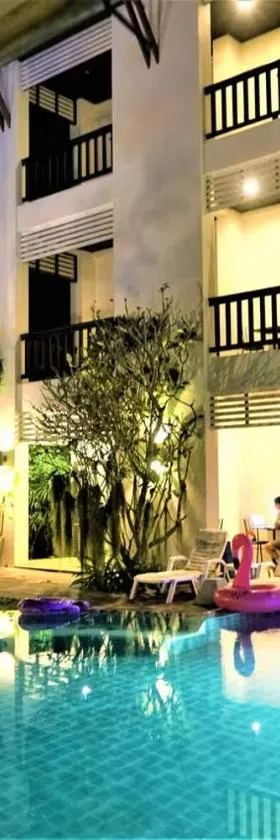 Monaburi Boutique Resort，位于拉威海滩的酒店