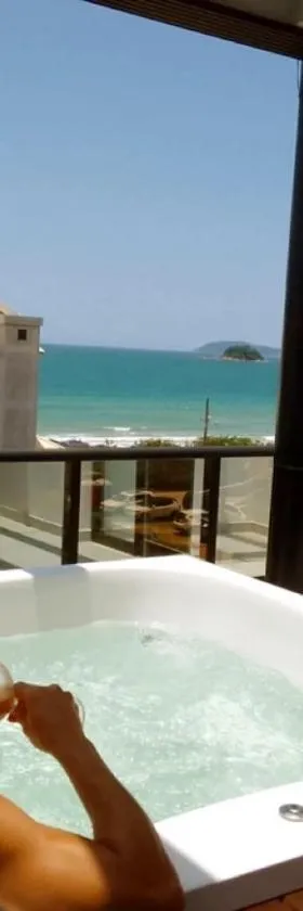 Fantástica cobertura apenas 50 metros da praia，位于塞尔苏拉穆斯州长镇的酒店