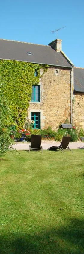 manoir de la ville es bret，位于Saint-Donan的酒店