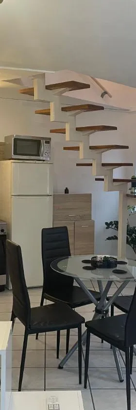 Átrium Dunaujváros，位于多瑙新城的酒店