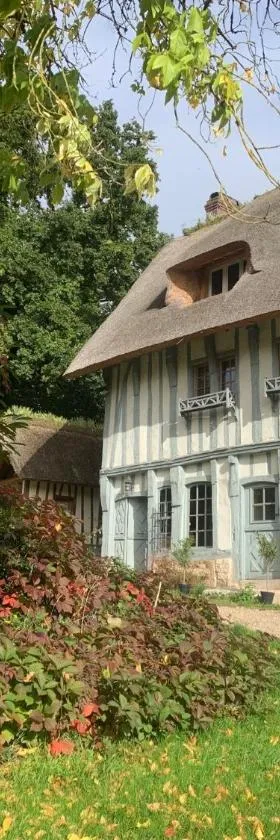 Le Manoir du Perroy，位于Saint-Wandrille-Rançon的酒店
