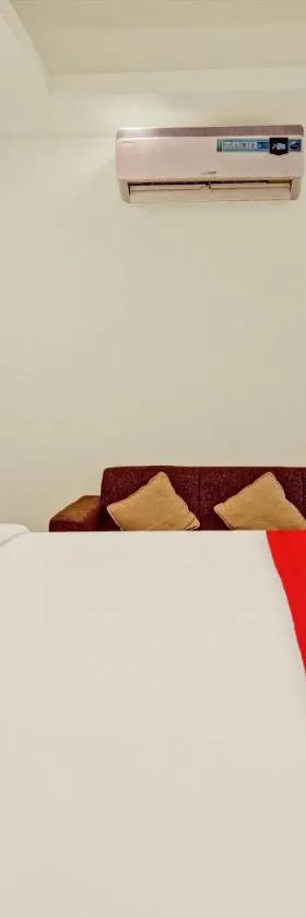 Collection O Aura Hotel Rajdhani Residency，位于兰奇的酒店