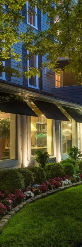 Chateau Inn and Suites，位于斯普林莱克的酒店