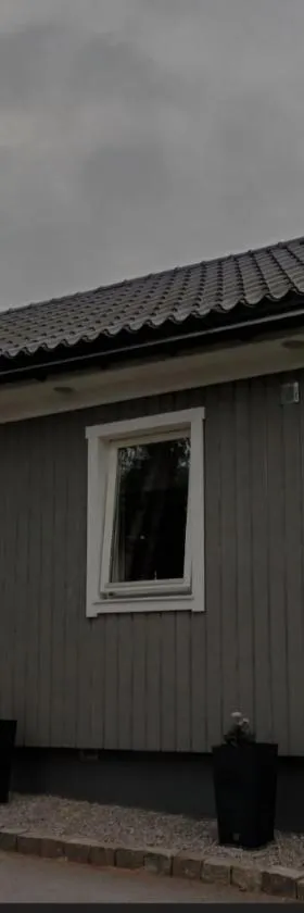 A cosy little house，位于Solsidan的酒店