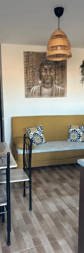 Apartamento Meliyeri1 1ª línea de playa，位于科蒂略的酒店