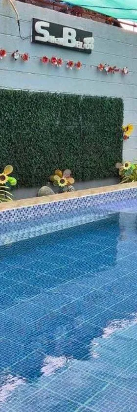 Villa Sherbel 88 with walkable beach，位于Calatagan的酒店