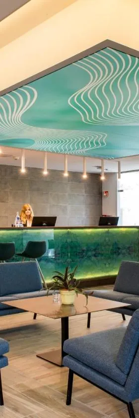 Akadémia Hotel，位于巴拉顿菲赖德的酒店