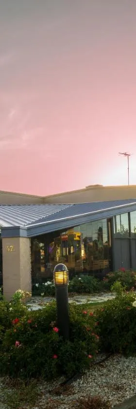 Mahoneys Motor Inn，位于墨尔本的酒店