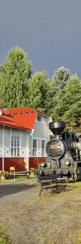Junamajoitus Tuuri Train Station，位于图里的酒店