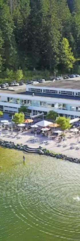 Appart'Hôtel LIDO au bord de l'eau，位于热拉梅的酒店