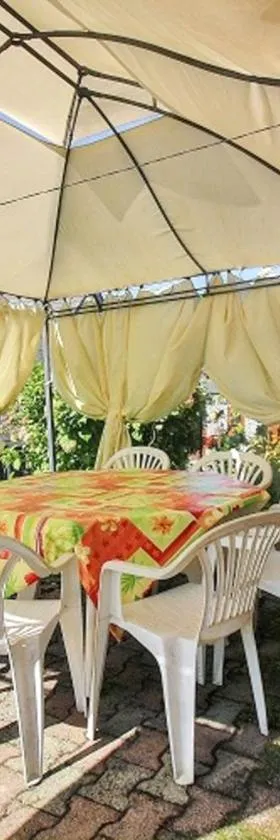 Appartement charmant à Juncalas - 30 m² - Vue sur la montagne，位于Juncalas的酒店