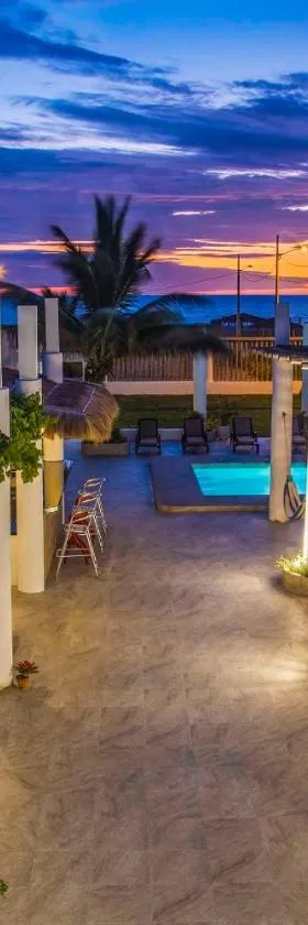Hotel La Ría Playas，位于普拉亚斯的酒店