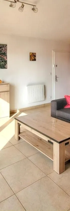 Appartement confortable à Bitche, 64 m², parfait pour familles，位于比奇的酒店
