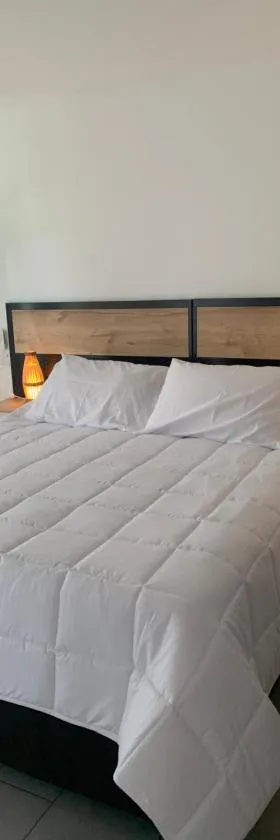 Apartamento acogedor con vista a la naturaleza，位于佛罗里达布兰卡的酒店