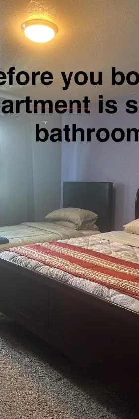 Apartment sharing bathroom #2，位于安克雷奇的酒店