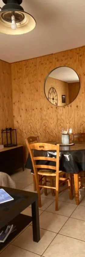 Cottage 12A jusque 4 pers Bulle Der Lac du Der，位于吉福蒙尚波贝尔的酒店