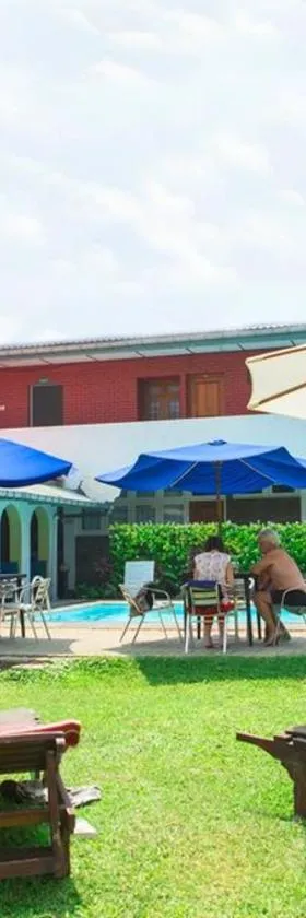 Ranveli Beach Hotel，位于拉维尼亚山的酒店