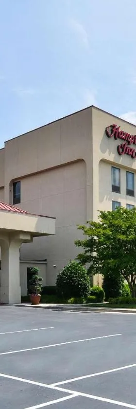 Hampton Inn Petersburg-Fort Gregg Adams，位于彼得斯堡的酒店