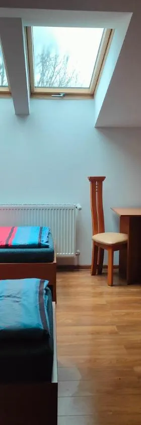 Pokoje Gościnne pod Dębem，位于Popielów的酒店