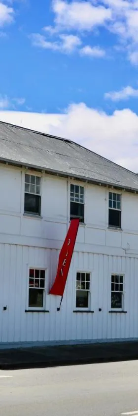 Lachlan Hotel，位于Ouse的酒店