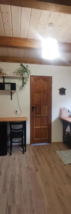 Apartament Wiejski w Siedlisku pod Orzechem，位于Przyłęk的酒店