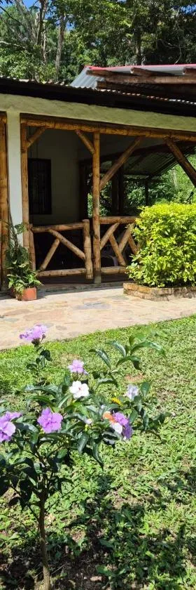 Cabaña Campestre de descanso，位于梅尔加的酒店