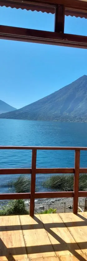 Sunrise Lago Atitlan，位于San Pablo La Laguna的酒店