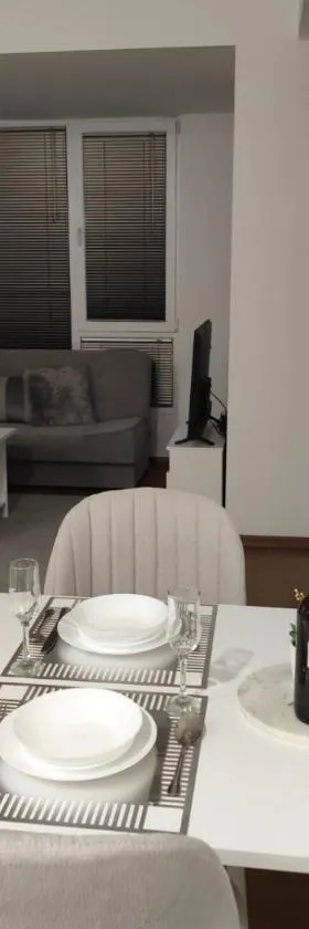 Miha apartment，位于Petrovec的酒店