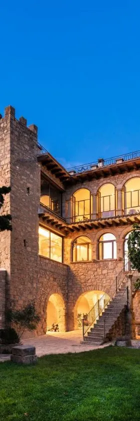 Casa Llobera 1792，位于La Pobla de Cérvoles的酒店