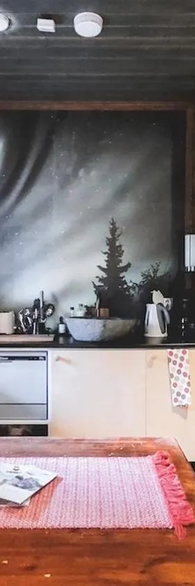 Cozy guesthouse with sauna, private entrance，位于索丹屈莱的酒店