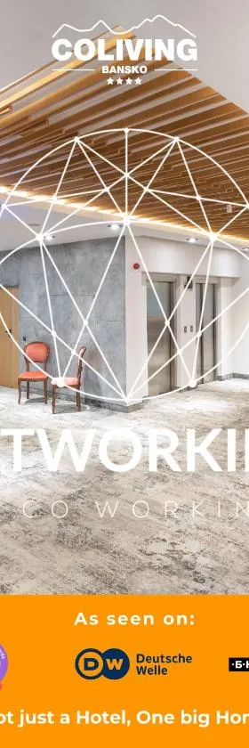 The Social Hotel by Networking Premium，位于班斯科的酒店